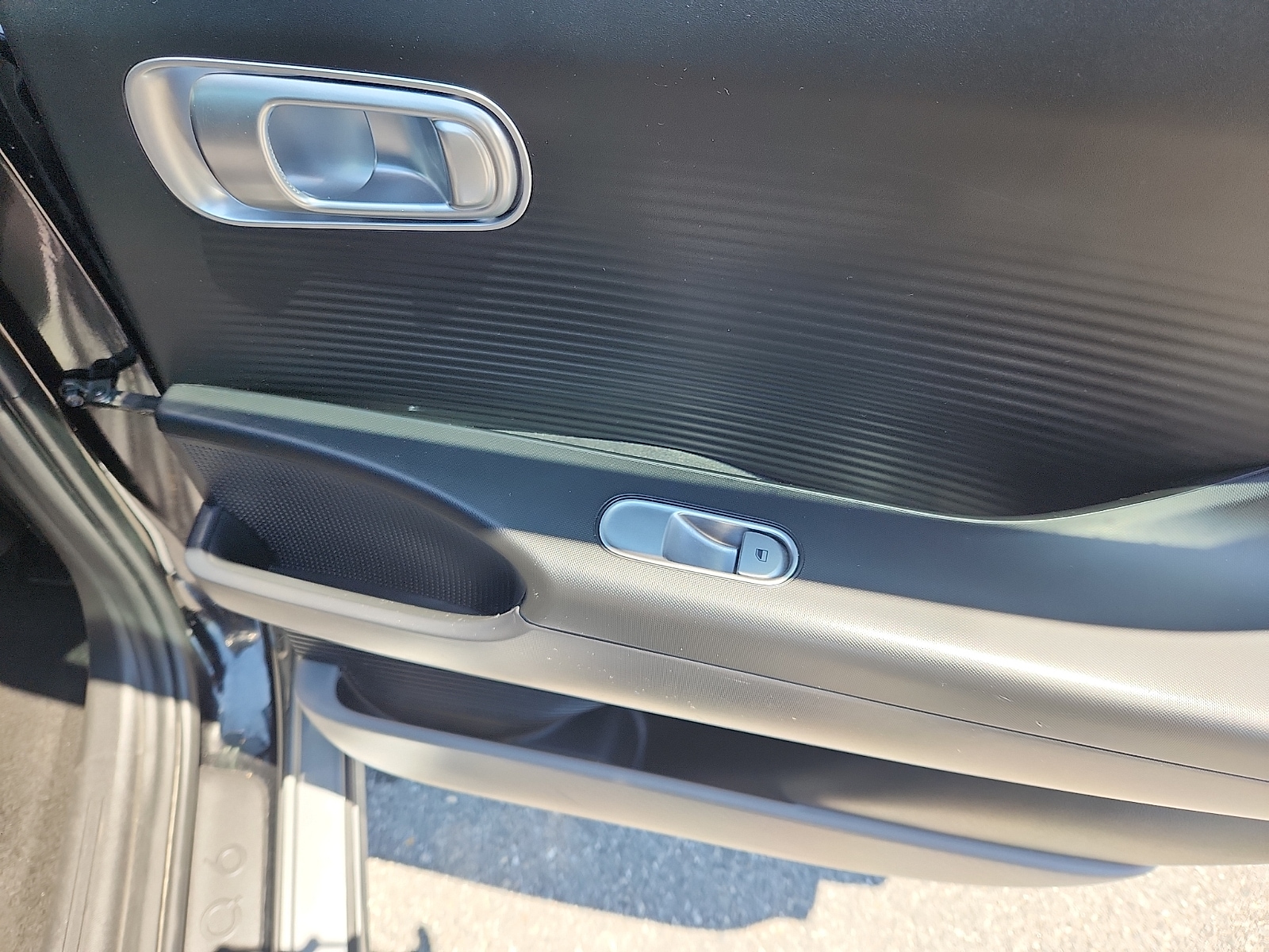 2025 Hyundai IONIQ 6 SE - Photo 29
