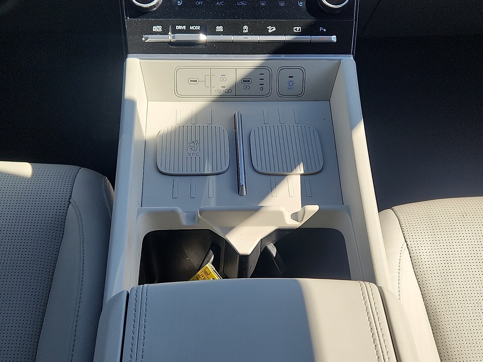 2024 Hyundai Santa Fe Limited - Photo 19