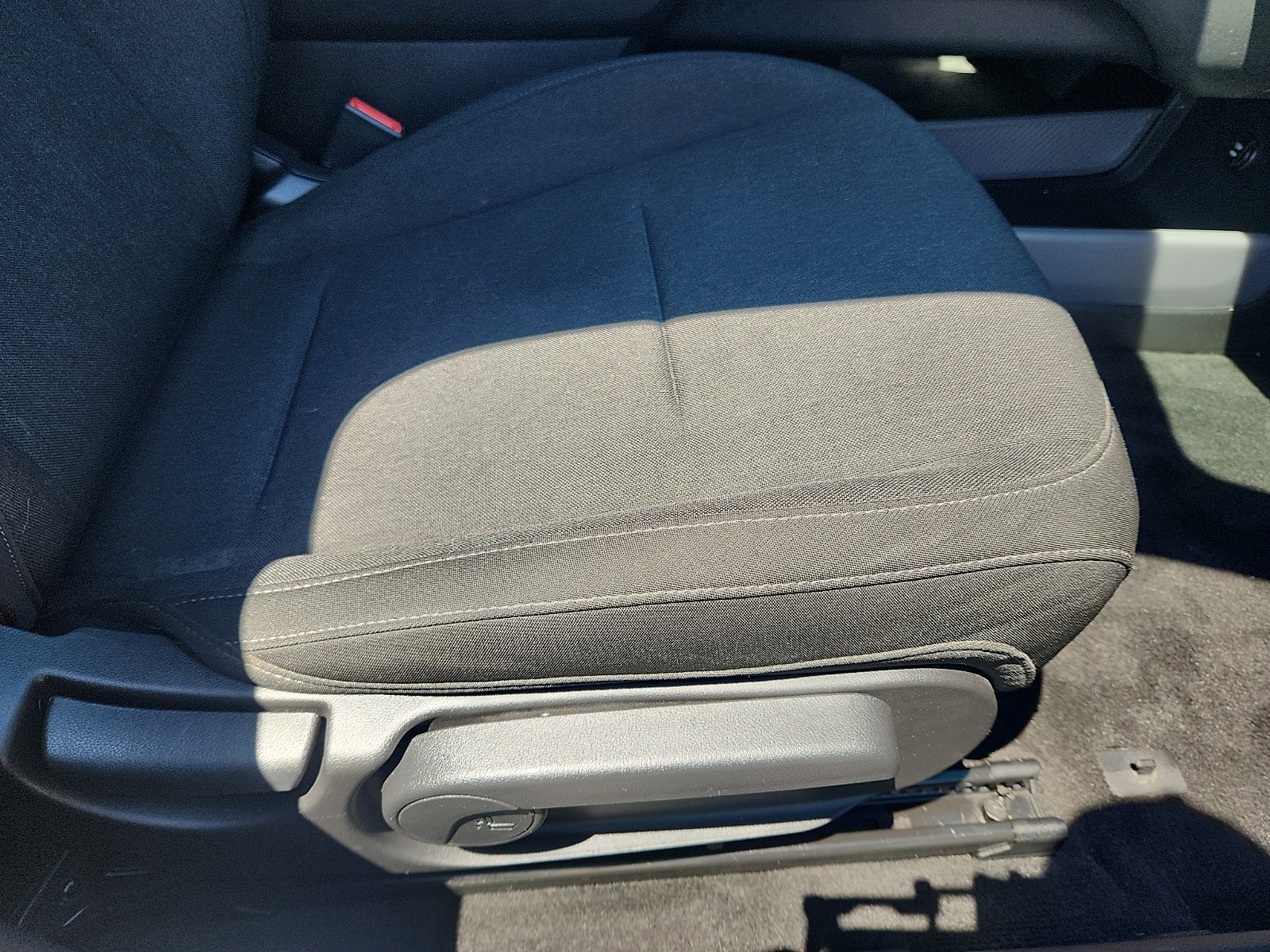 2025 Hyundai IONIQ 6 SE - Photo 31