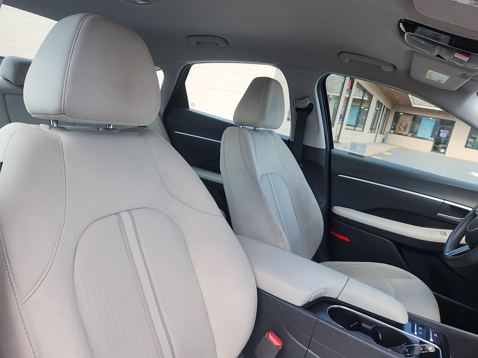 2024 Hyundai Sonata SEL - Photo 31