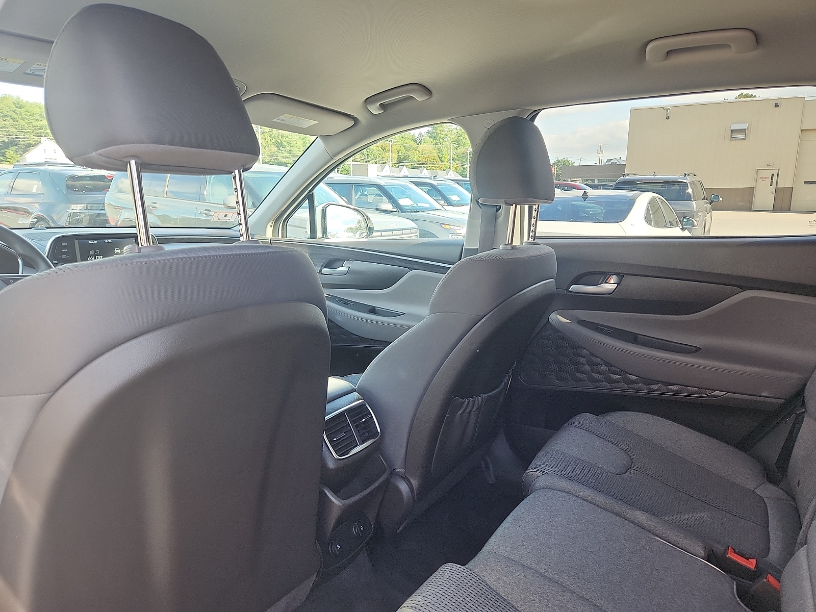 2020 Hyundai Santa Fe SEL - Photo 23