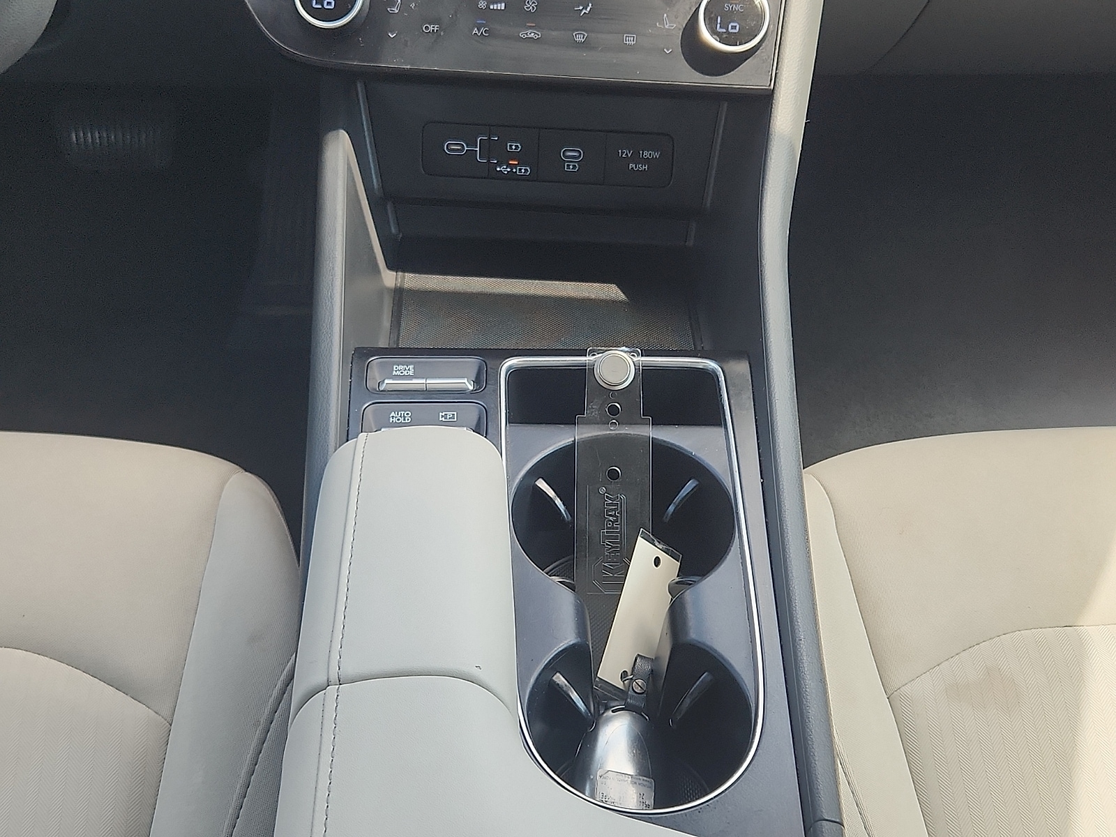 2024 Hyundai Sonata SEL - Photo 18