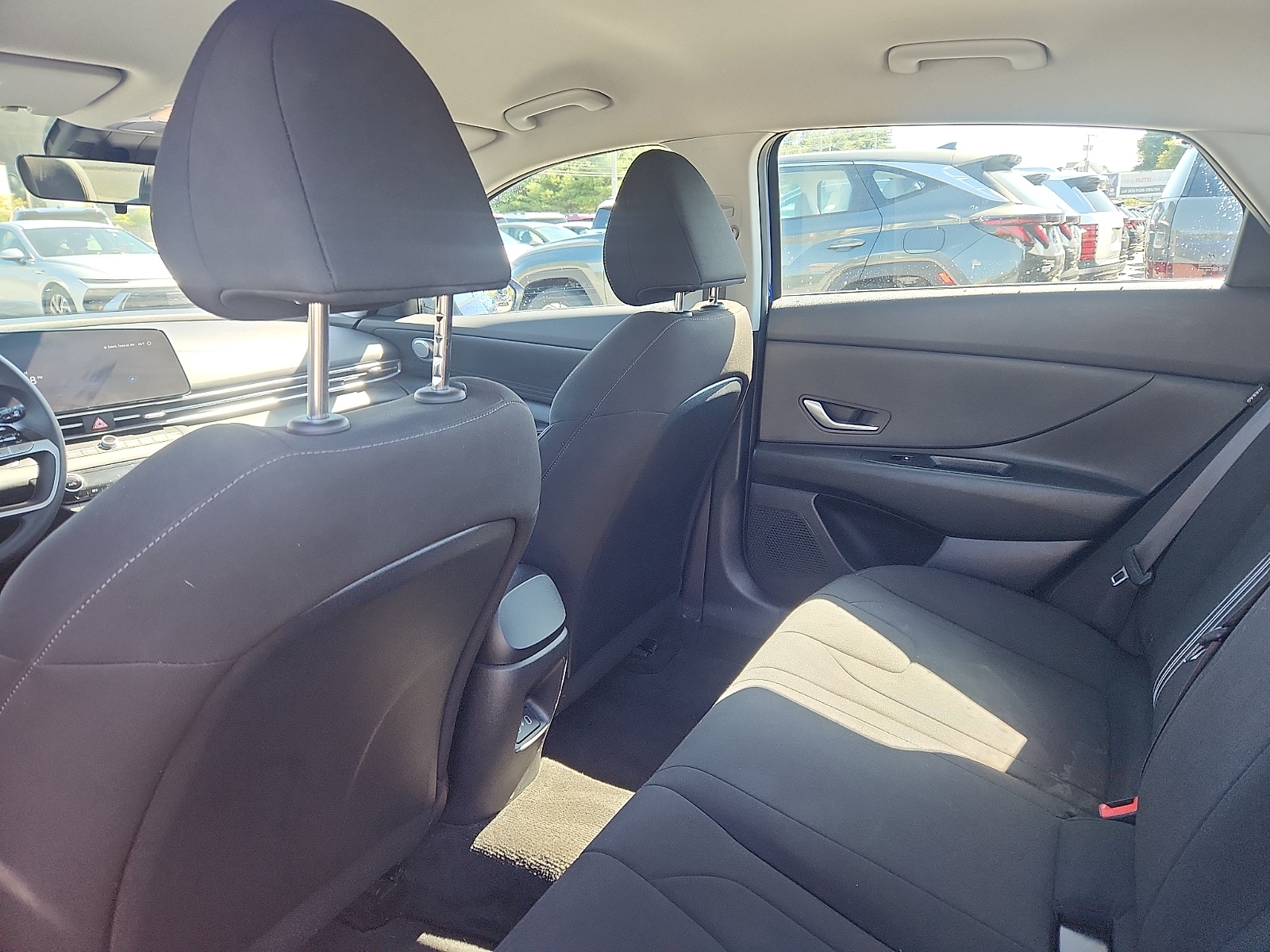 2024 Hyundai Elantra SEL - Photo 24