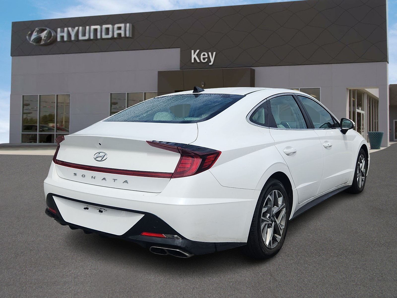 Used 2023 Hyundai Sonata SEL Sedan