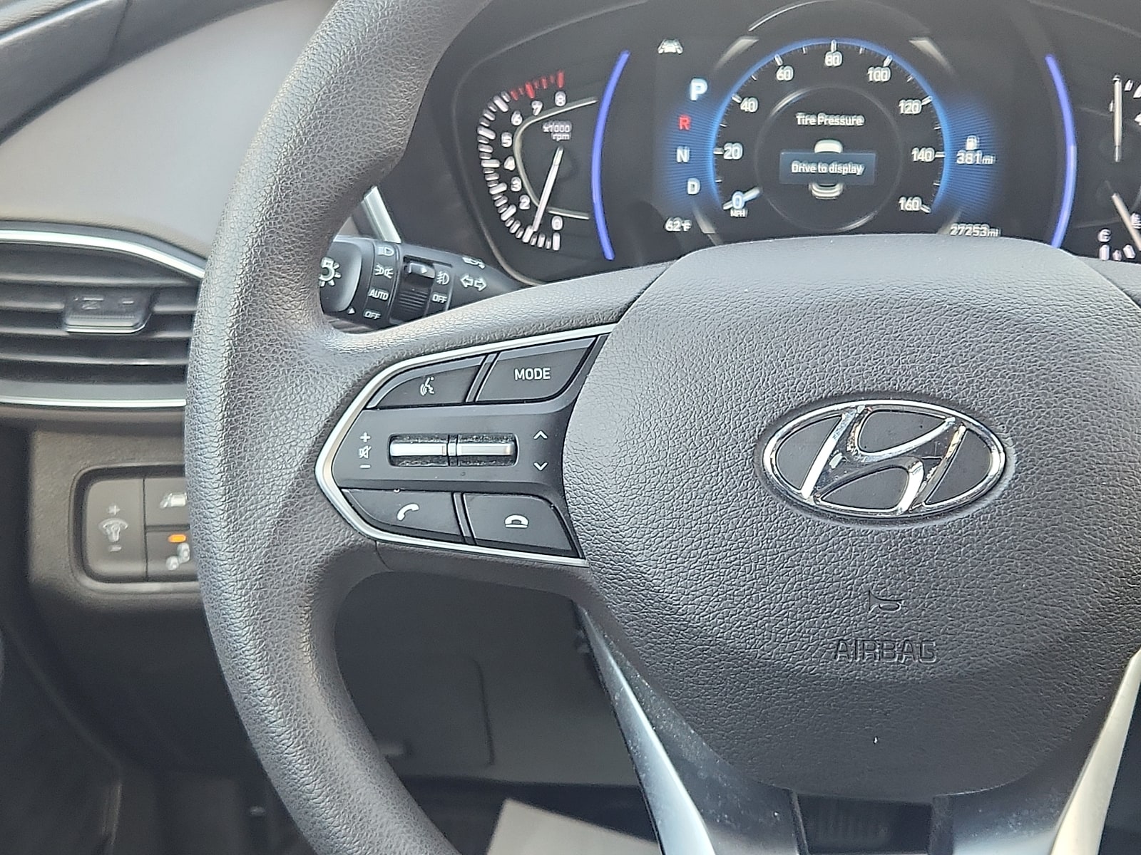 2020 Hyundai Santa Fe SEL - Photo 14