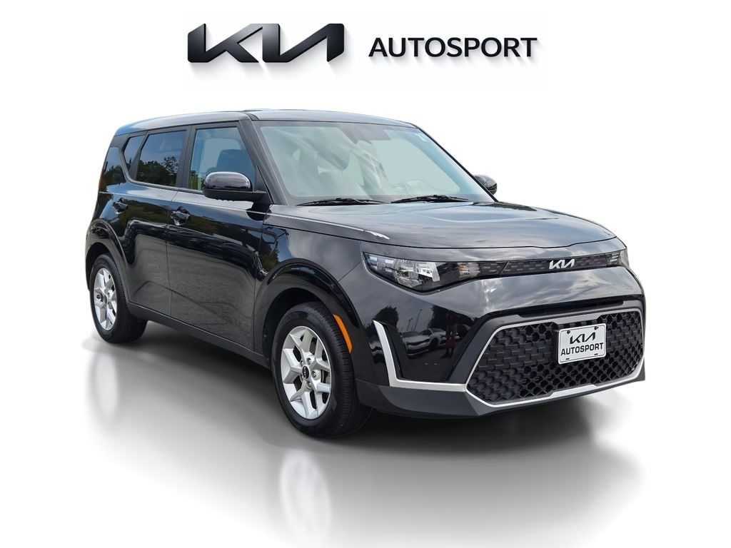 Certified 2024 Kia Soul Hatchback