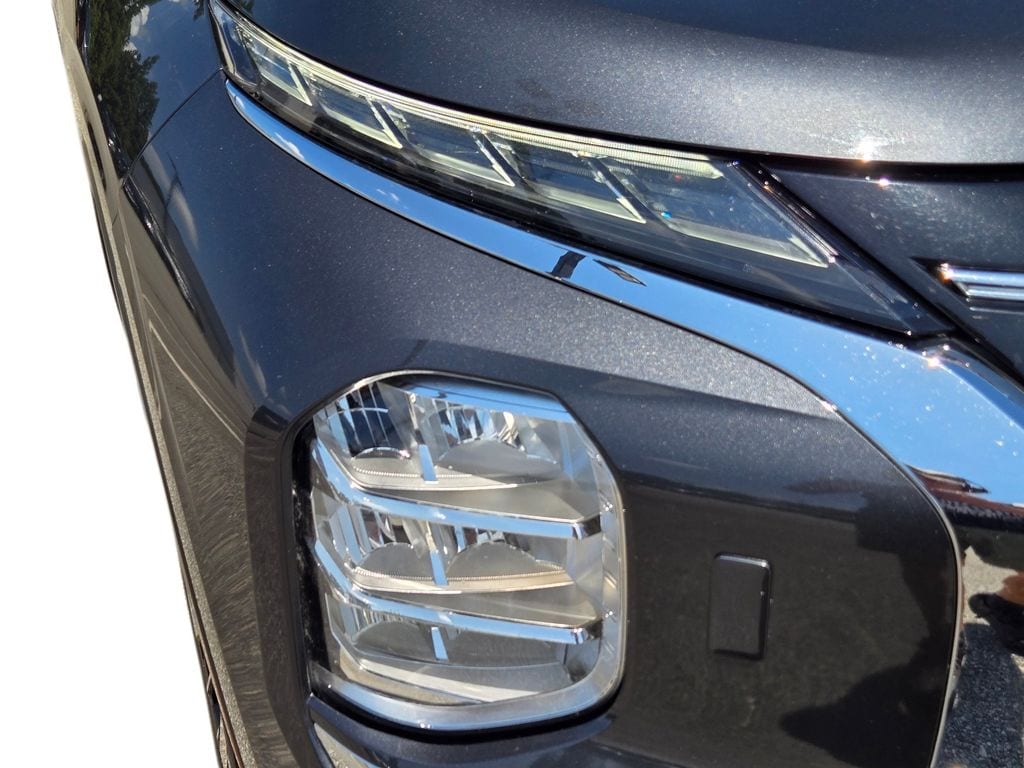 Used 2025 Mitsubishi Outlander SE SUV