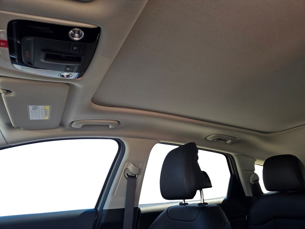 2026 Kia Sportage SX - Photo 18
