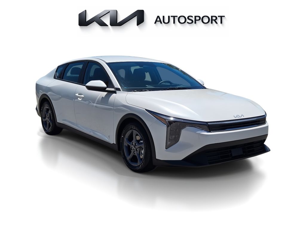 New 2026 Kia K4 LXS Sedan