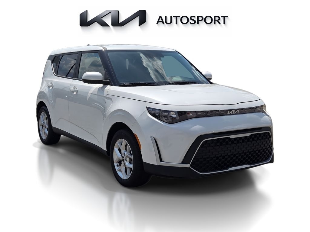 Certified 2025 Kia Soul Hatchback