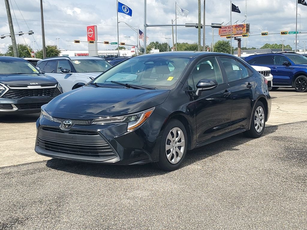 Used 2024 Toyota Corolla LE Sedan