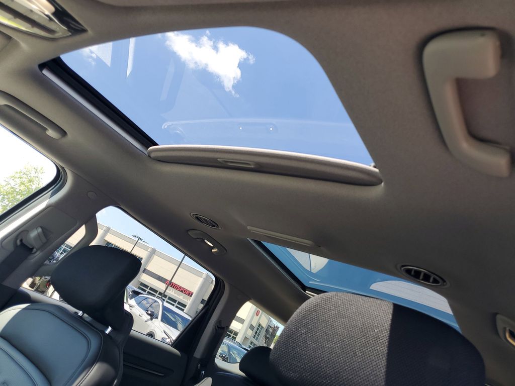 2026 Kia EV9 Wind - Photo 9