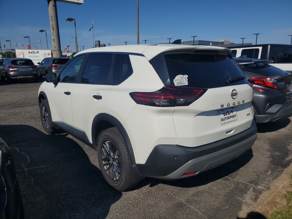 Used 2023 Nissan Rogue S SUV
