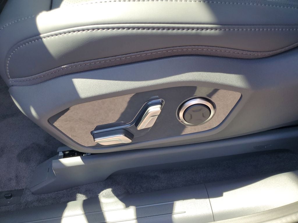 2026 Kia EV9 Wind - Photo 6