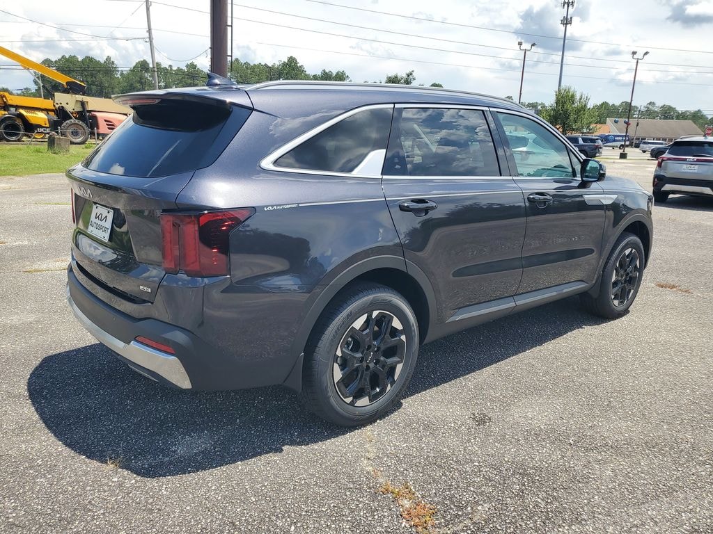 New 2026 Kia Sorento S SUV