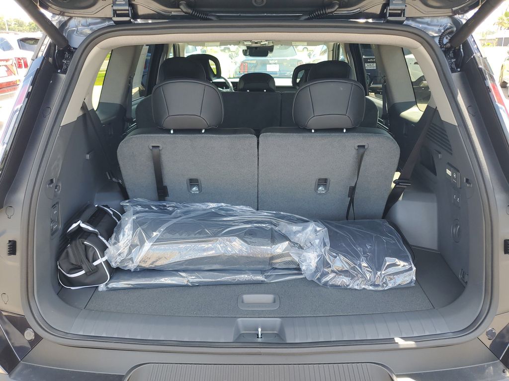 2026 Kia EV9 Wind - Photo 29