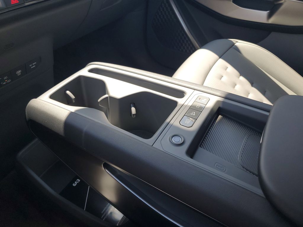 2026 Kia EV9 Wind - Photo 19