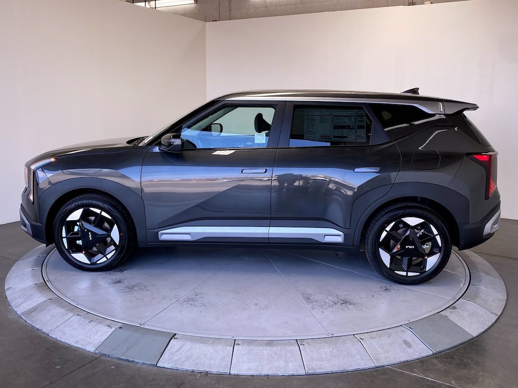 New 2027 Kia Seltos S SUV