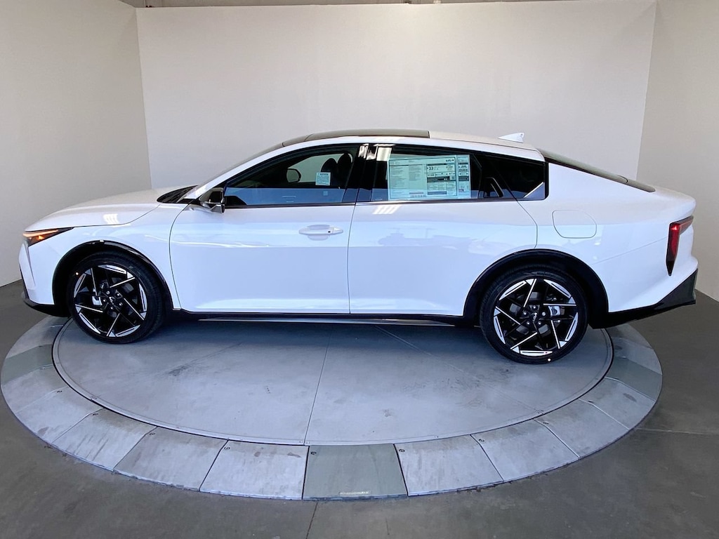New 2026 Kia K4 GT-Line Sedan