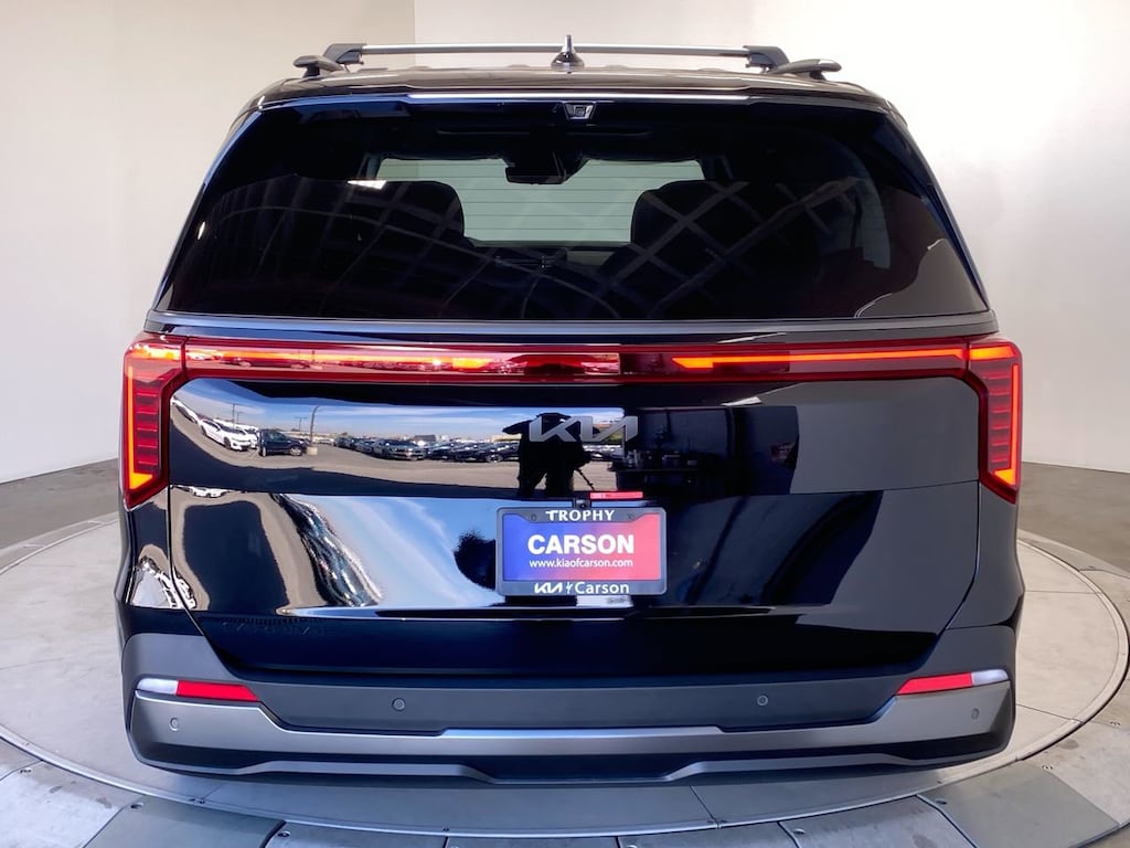 New 2026 Kia Carnival SX Prestige Van Passenger Van