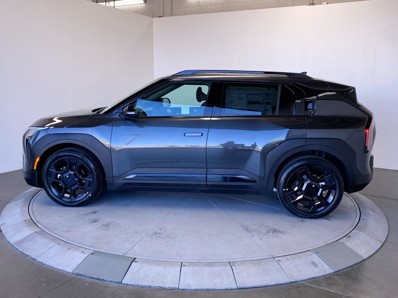 New 2027 Kia EV3 Wind SUV