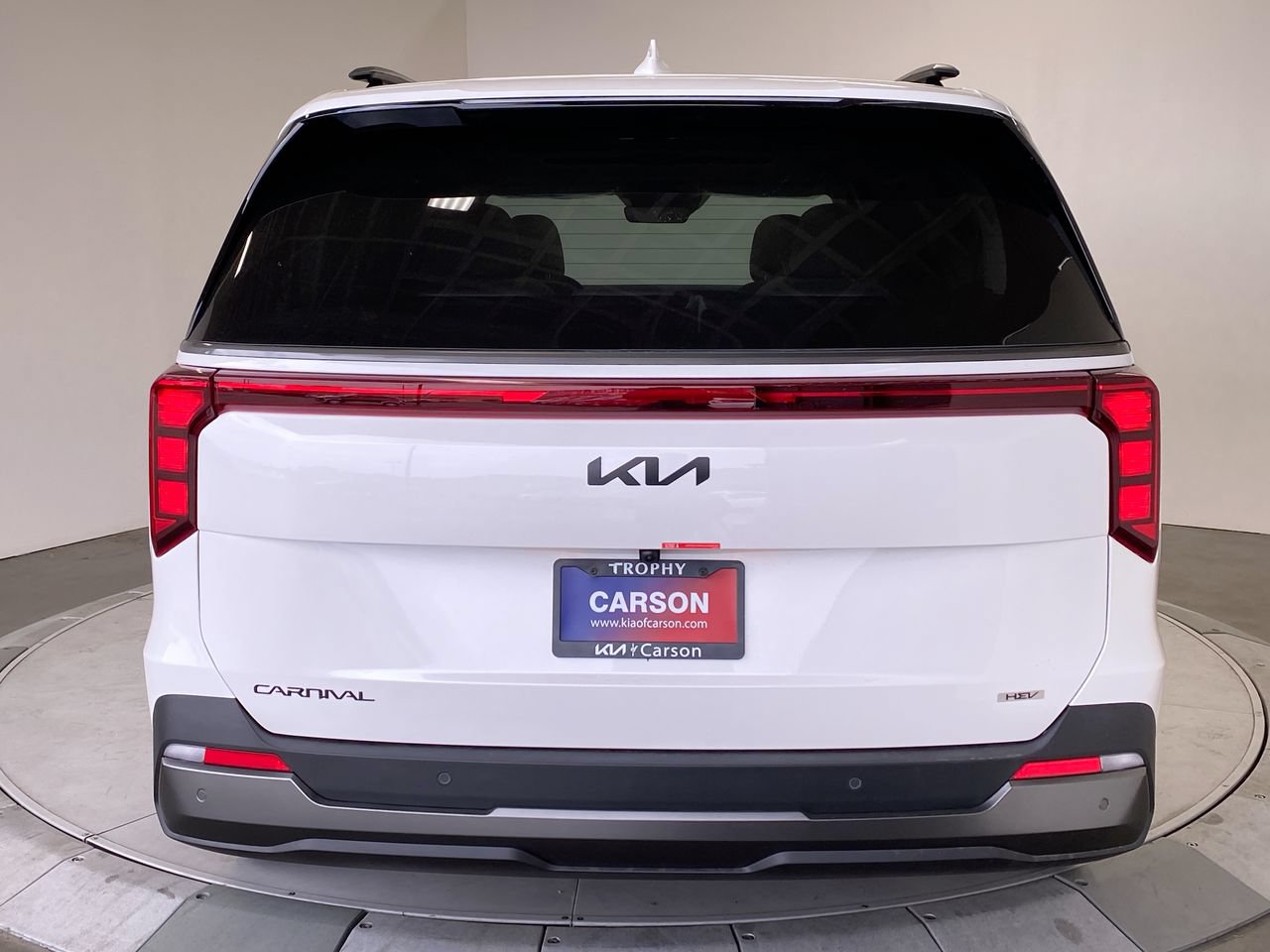 New 2027 Kia Carnival Hybrid SX Van Passenger Van