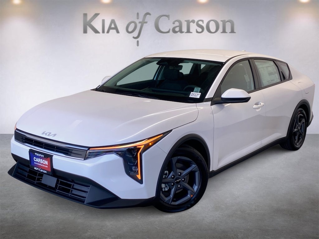 New 2026 Kia K4 LXS Sedan