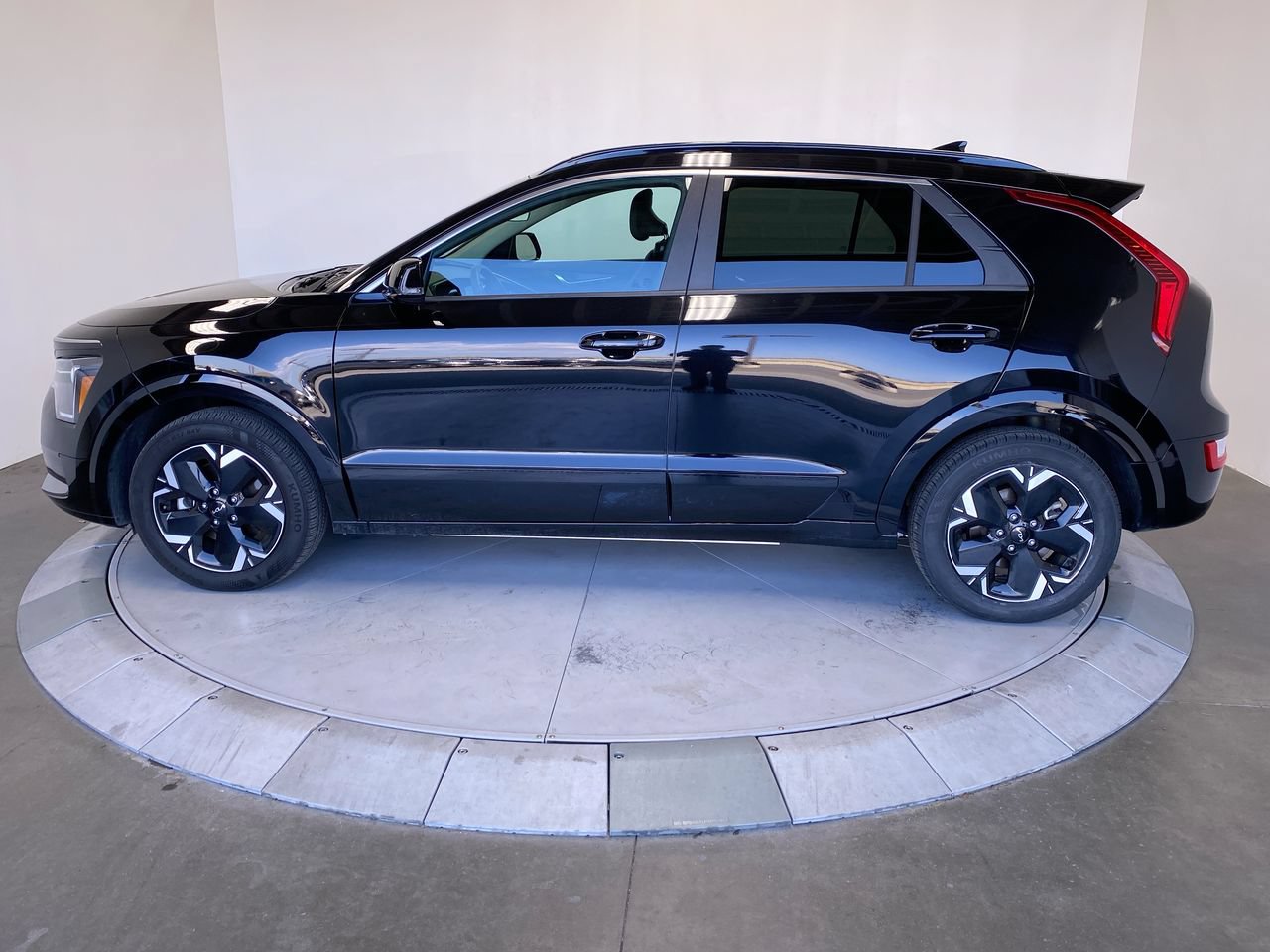 Certified 2024 Kia Niro EV Wind Wind