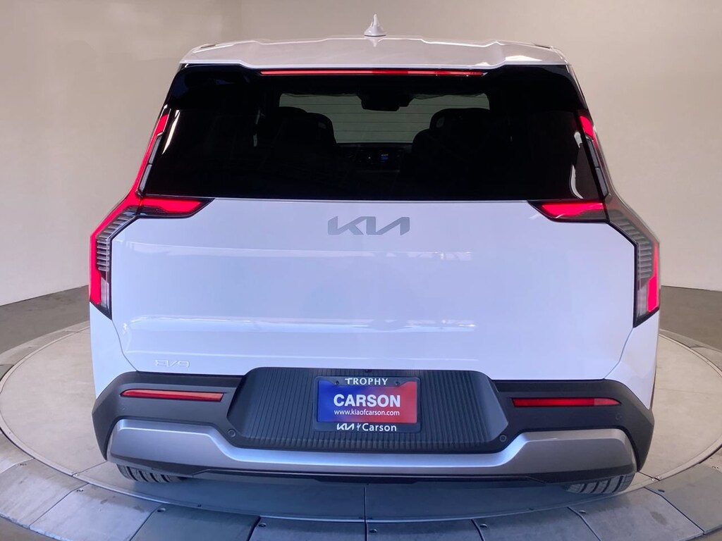 New 2026 Kia EV9 Light Long Range SUV