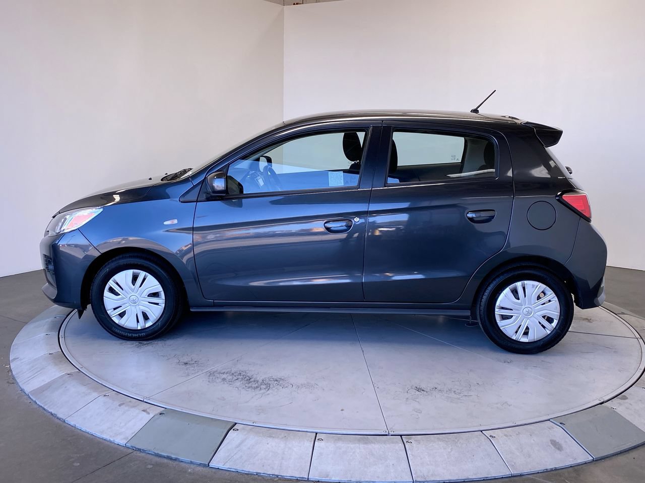 Used 2024 Mitsubishi Mirage ES ES CVT
