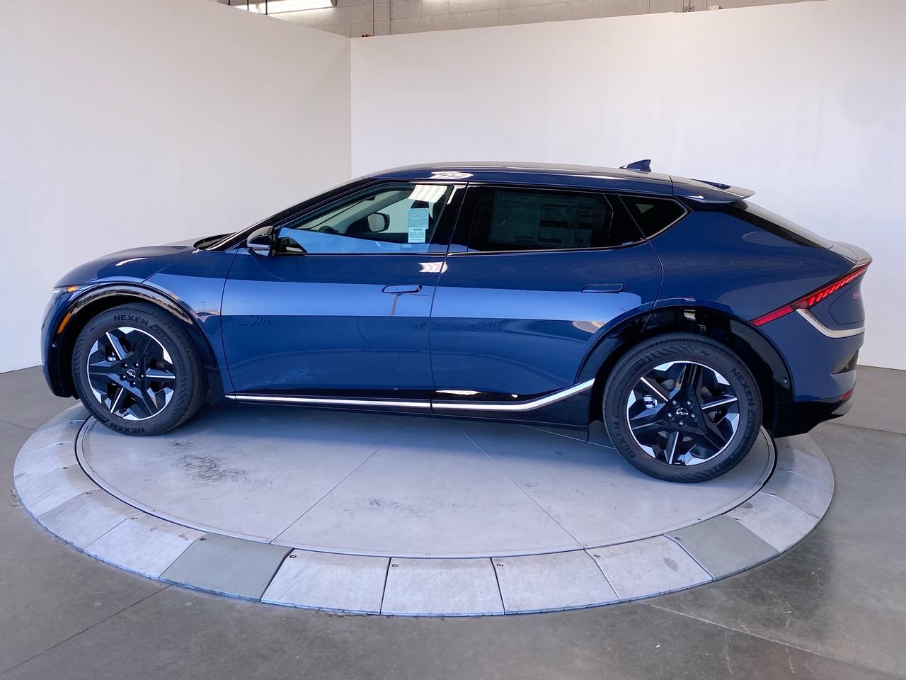 New 2026 Kia EV6 Wind SUV