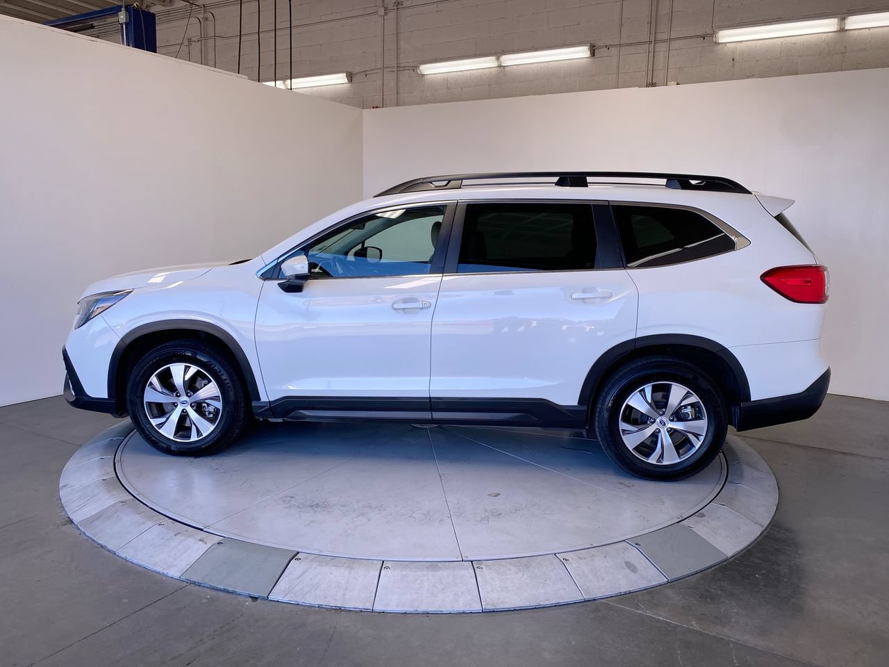 Used 2025 Subaru Ascent Premium Premium 7-Passenger