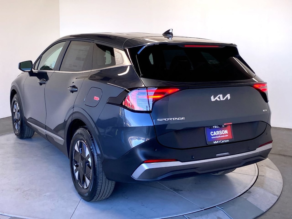 New 2026 Kia Sportage Hybrid LX SUV