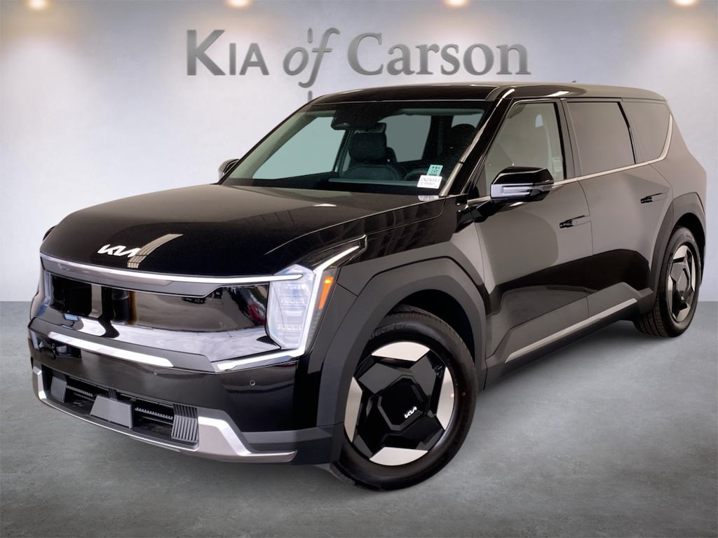 New 2026 Kia EV9 Light Long Range SUV