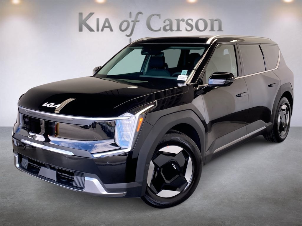 New 2026 Kia EV9 Wind SUV