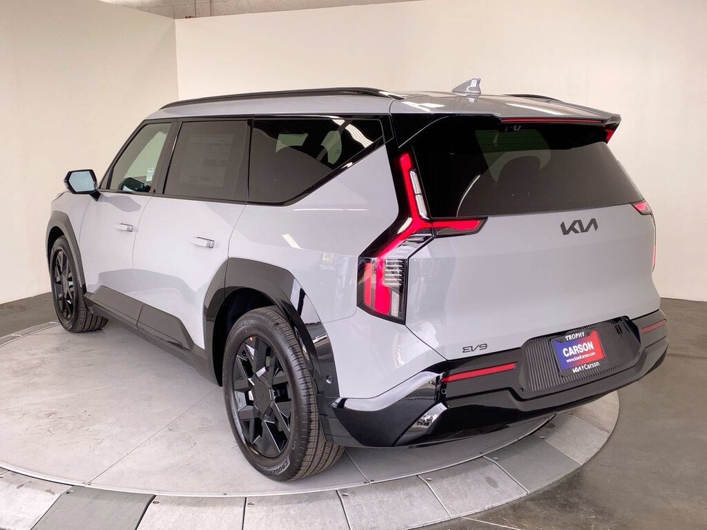New 2026 Kia EV9 Land SUV
