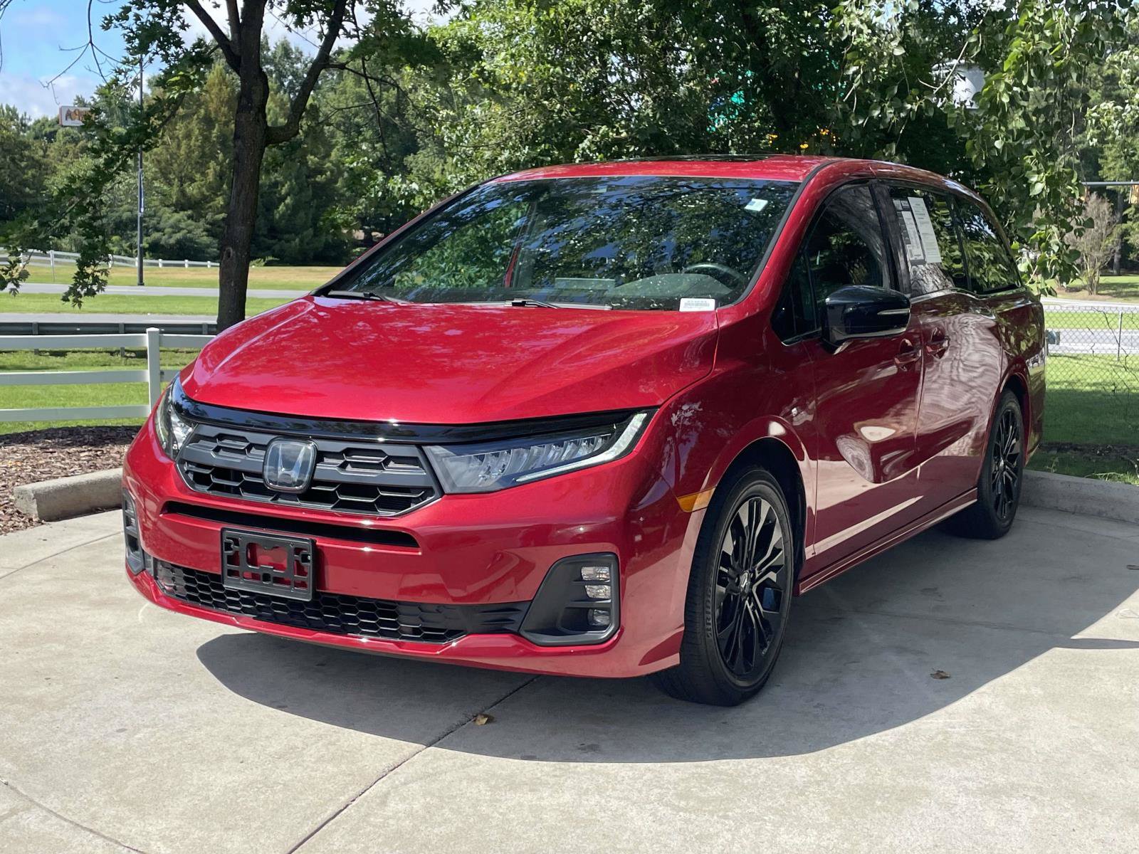 Used 2025 Honda Odyssey Sport-L Minivan