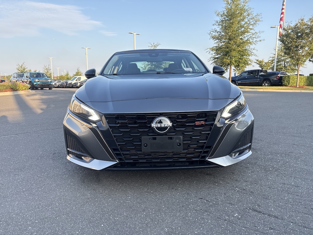 Used 2023 Nissan Altima 2.0 SR Sedan