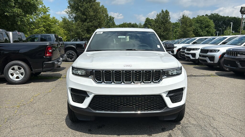 New 2026 Jeep Grand Cherokee Laredo X Laredo X 4x4