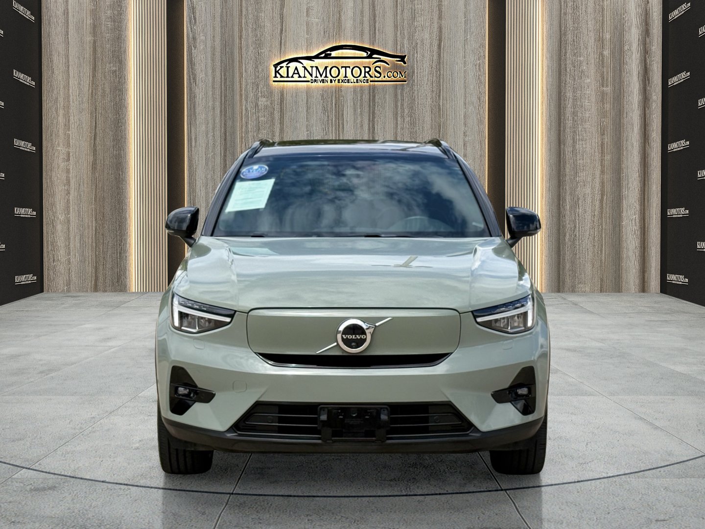 Used 2023 Volvo XC40 Recharge Pure Electric Ultimate Twin eAWD Ultimate