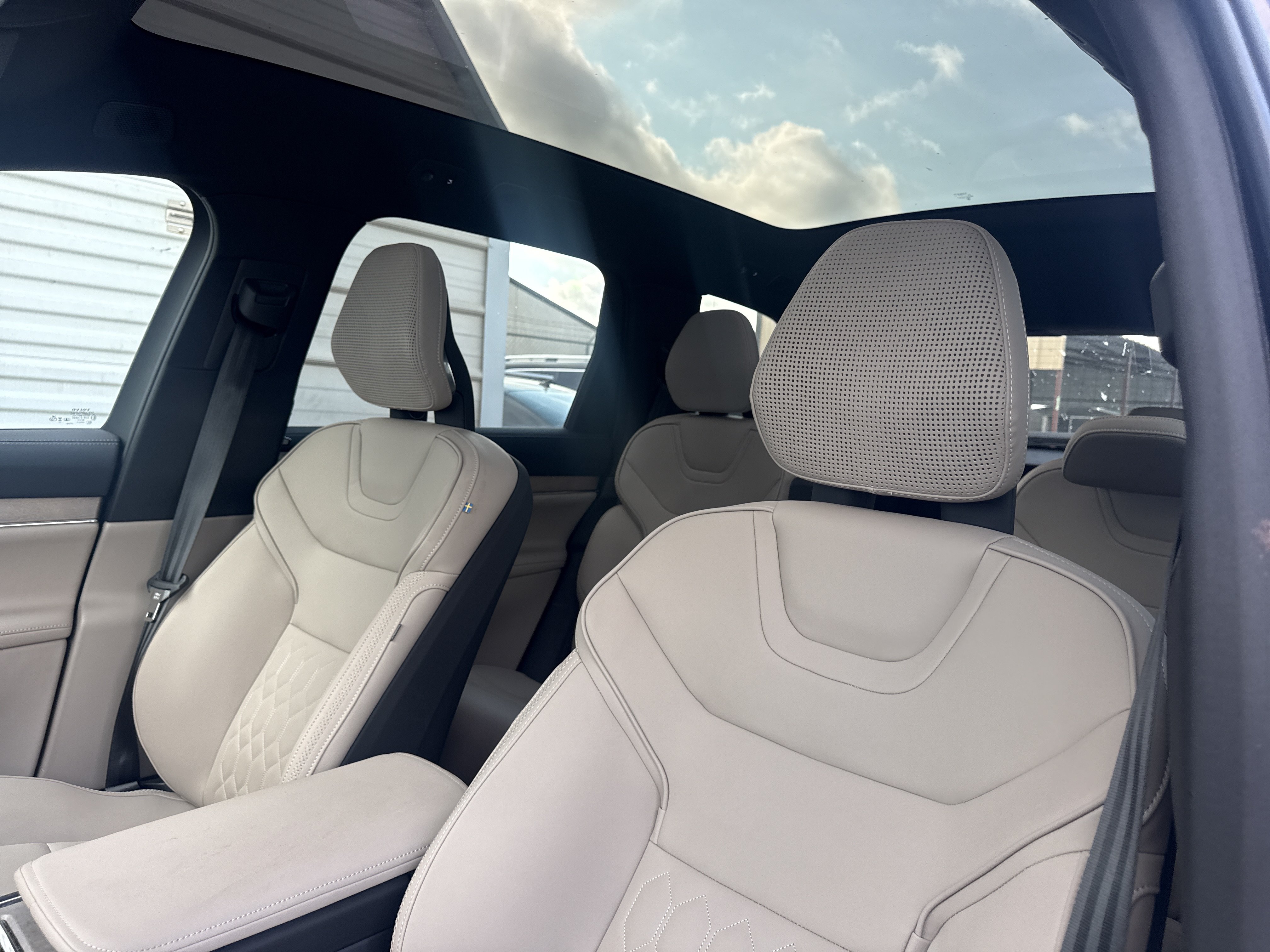 Used 2025 Volvo EX90 Ultra SUV