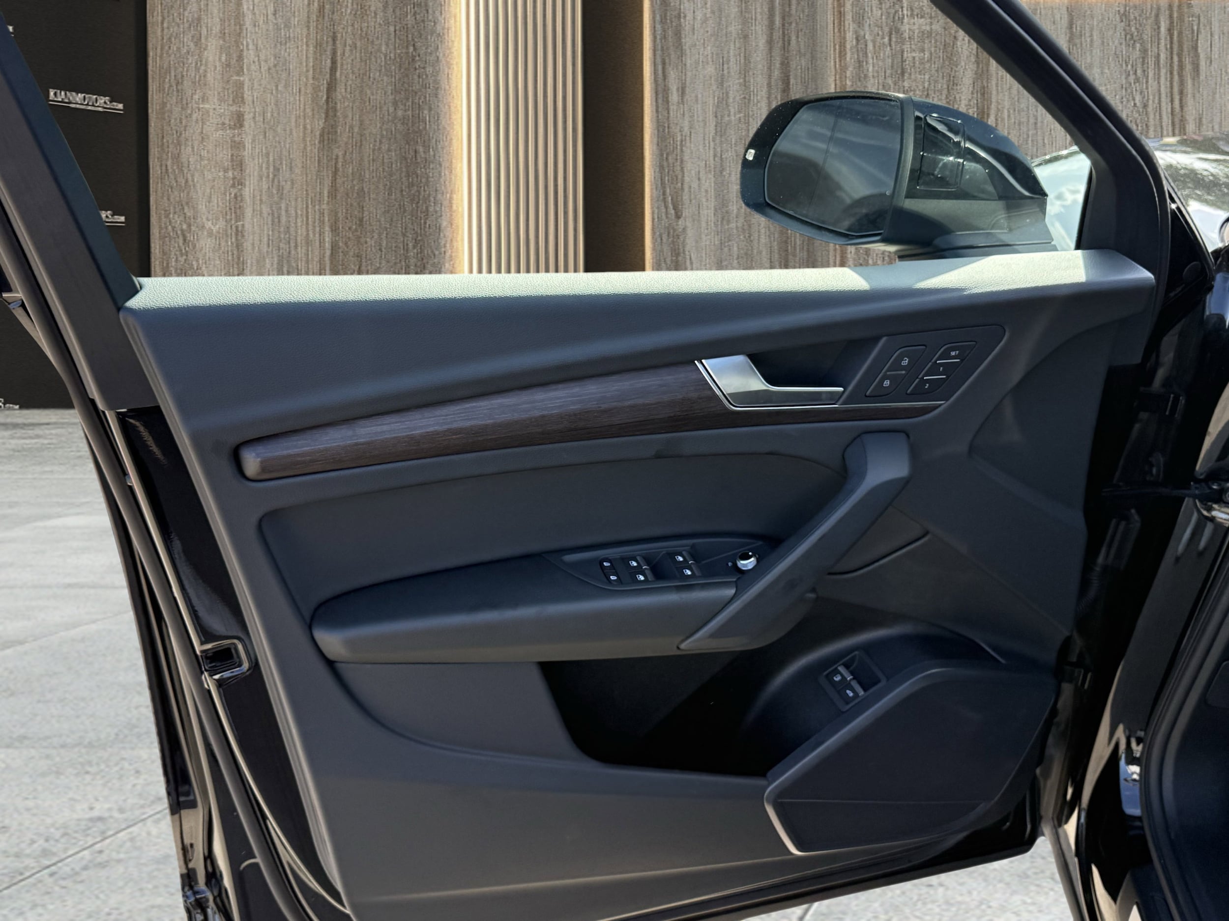 2024 Audi Q5 Premium - Photo 23