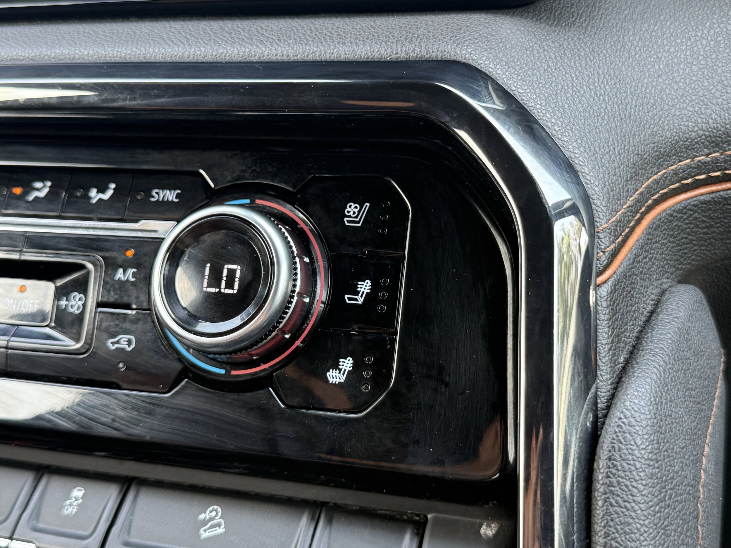 2024 GMC Sierra 1500 AT4 - Photo 70
