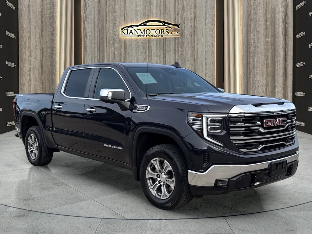 Used 2025 GMC Sierra 1500 SLT Truck Crew Cab