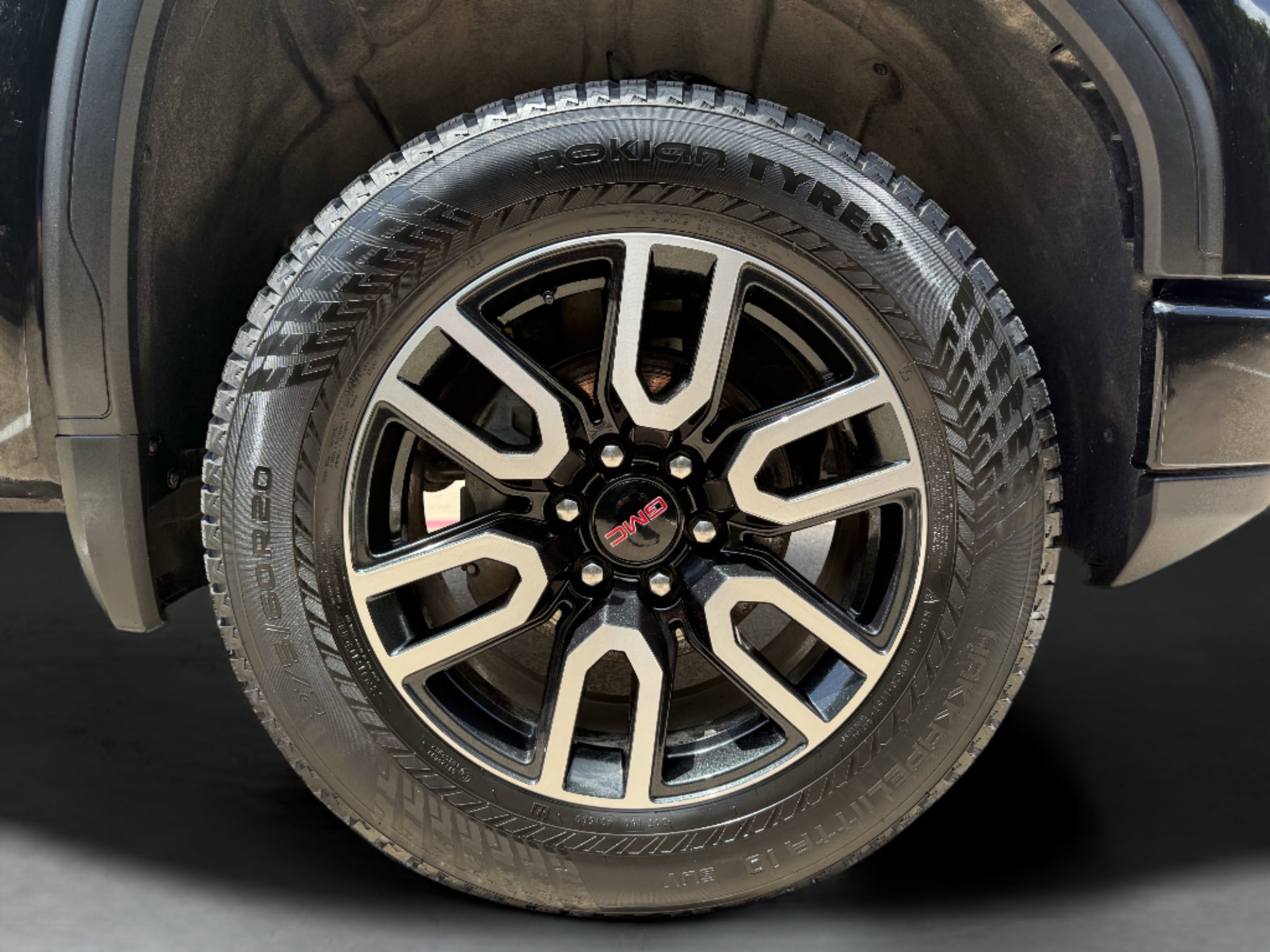 2024 GMC Sierra 1500 AT4 - Photo 13