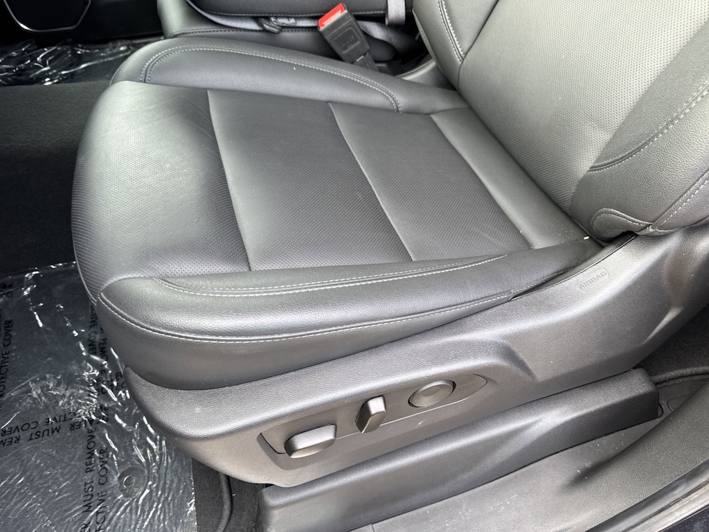 Used 2025 GMC Sierra 1500 SLT Truck Crew Cab