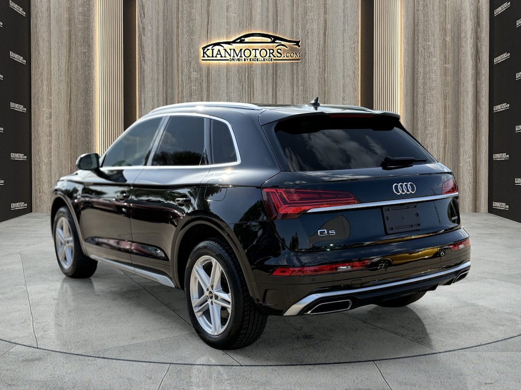 Used 2024 Audi Q5 S line Premium S line Premium 55 TFSI e quattro