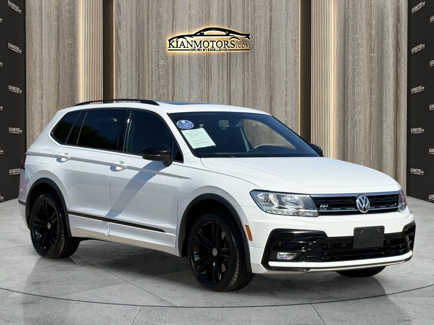 2019 Volkswagen Tiguan SEL R-Line