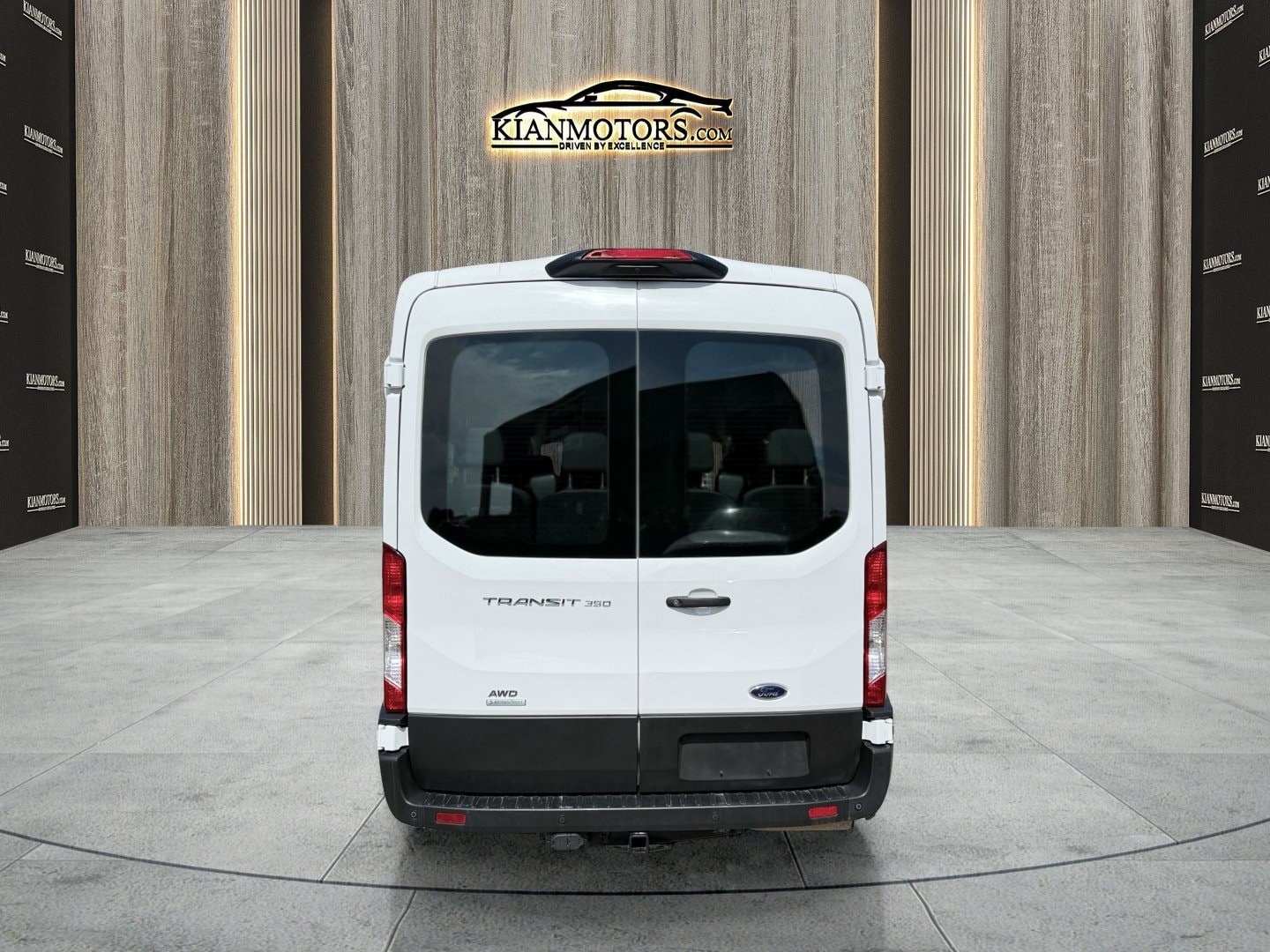 2023 Ford Transit Passenger Van XL - Photo 6