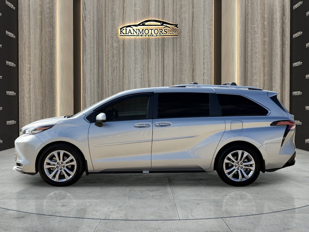 Used 2022 Toyota Sienna Platinum Van Passenger Van